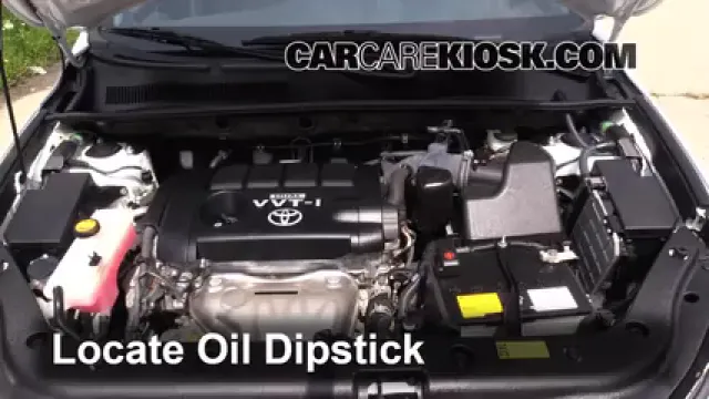 2011 Toyota RAV4 Sport 2.5L 4 Cyl. Huile Vérifier le niveau de l'huile